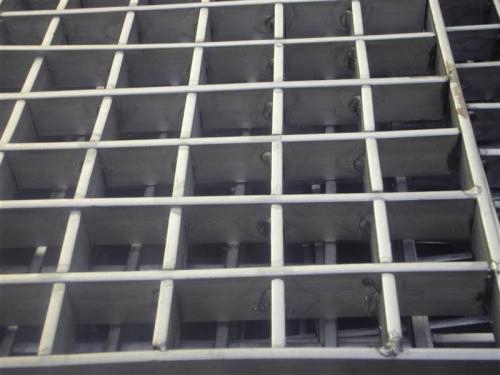 插接鋼格板